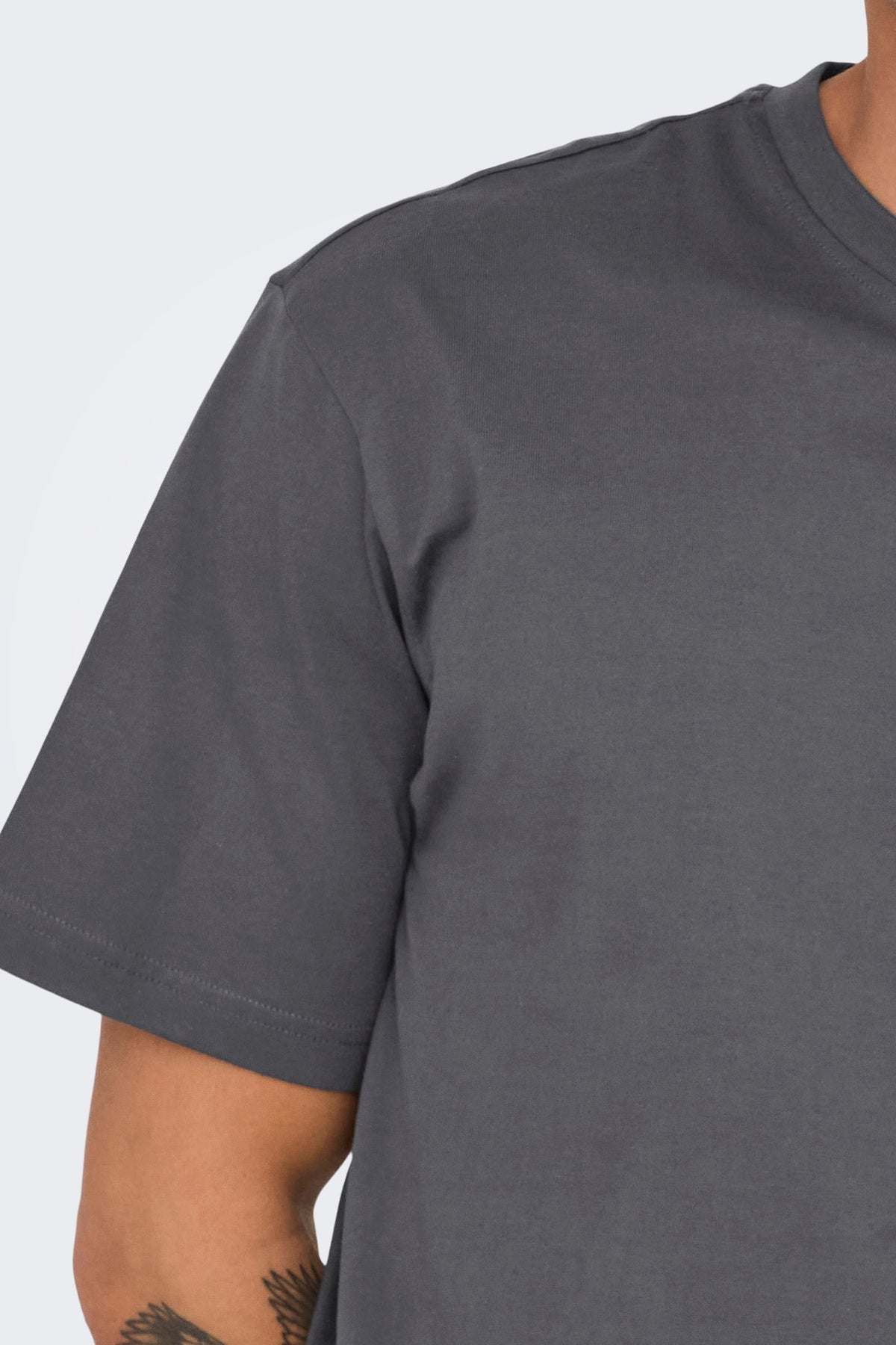 Only & Sons Fred Life Relaxed Fit SS Tee Noos Grey Pinstripe