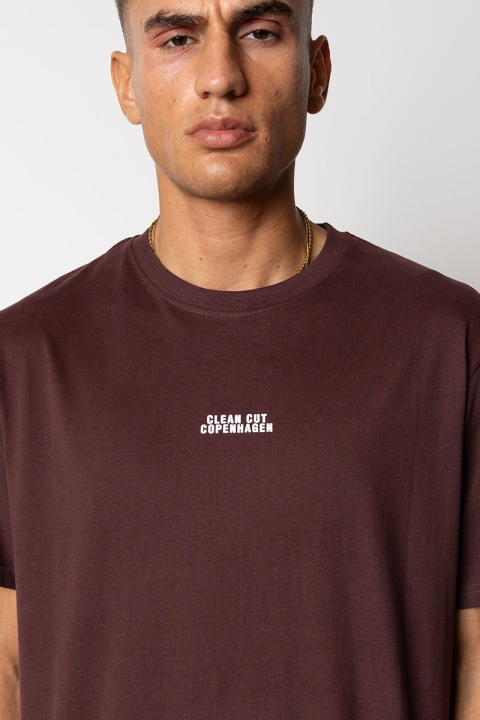 Clean Cut Copenhagen Cohen Brushed Tee SS Dark Plum